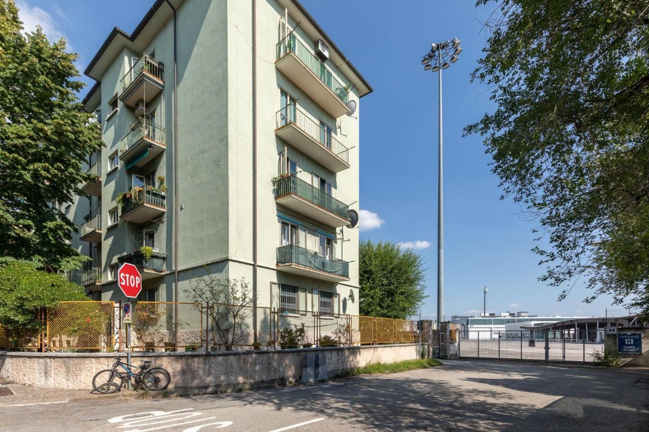 Easy Stay Verona Rooms Exteriör bild