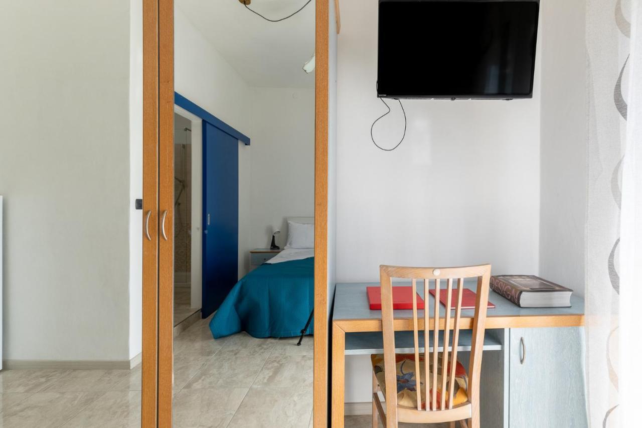 Easy Stay Verona Rooms Exteriör bild