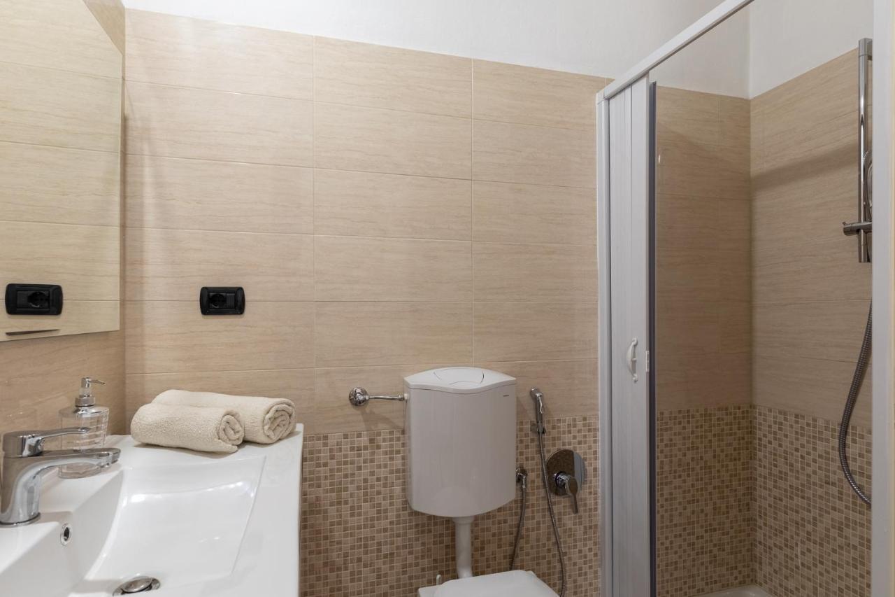 Easy Stay Verona Rooms Exteriör bild
